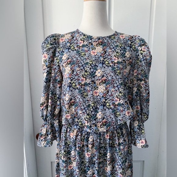 Never Fully Dressed Printed Maxi Dress - Picture 8 of 12